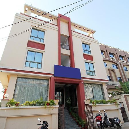 Oyo 7680 Park Lagoon Puri Exterior foto